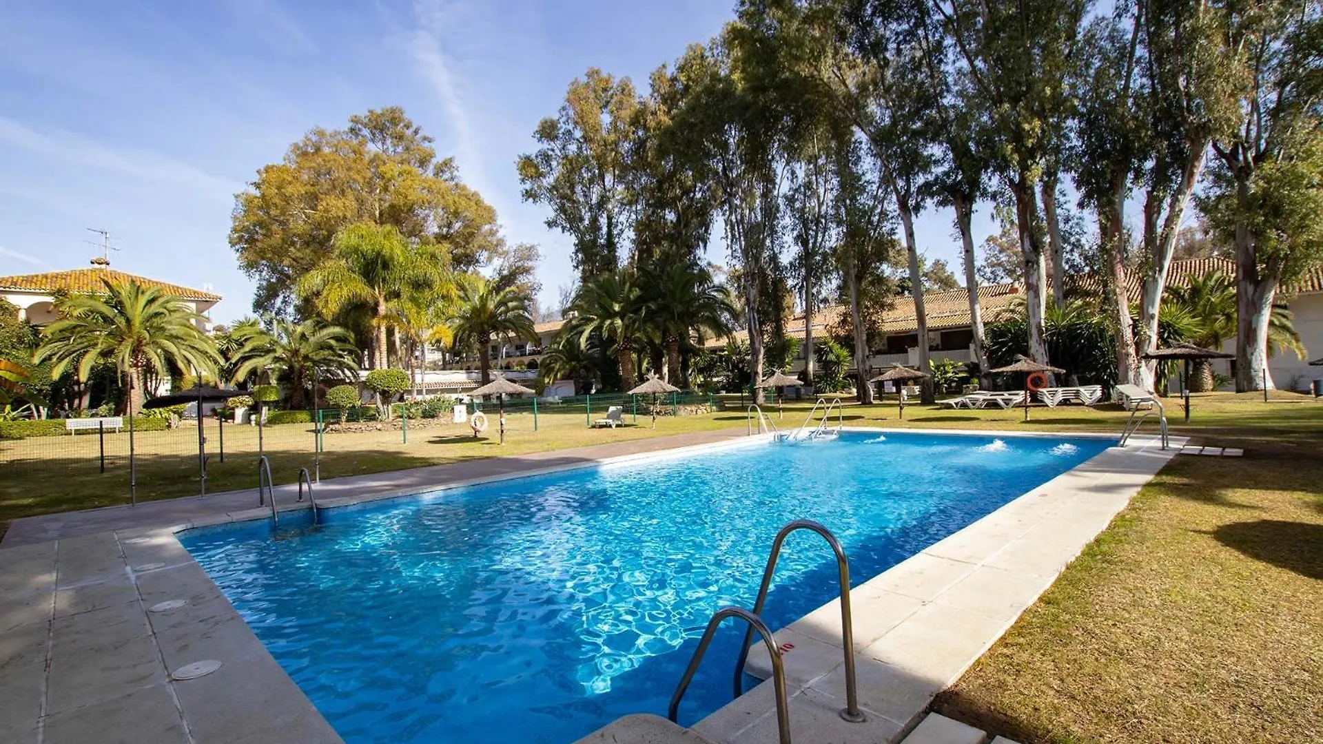Puerto Banus - Modern Apartment 5 Minutes From The Beach Marbella 0*,